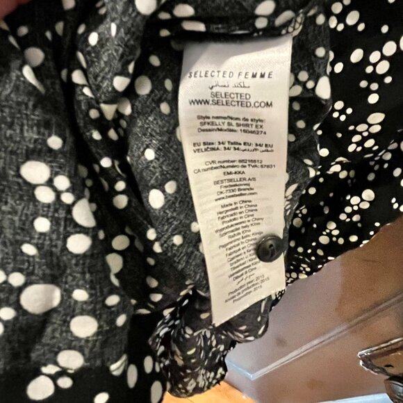 Selected Femme Black & White Dot Sleeveless Button-Up Top – Size XS (EU 34) - Picture 5 of 5